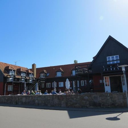 Gudhjem Vandrerhjem / Gudhjem Hostel Eksteriør bilde