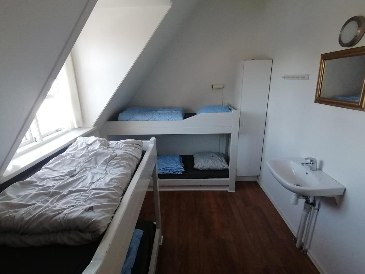 Gudhjem Vandrerhjem / Gudhjem Hostel Eksteriør bilde