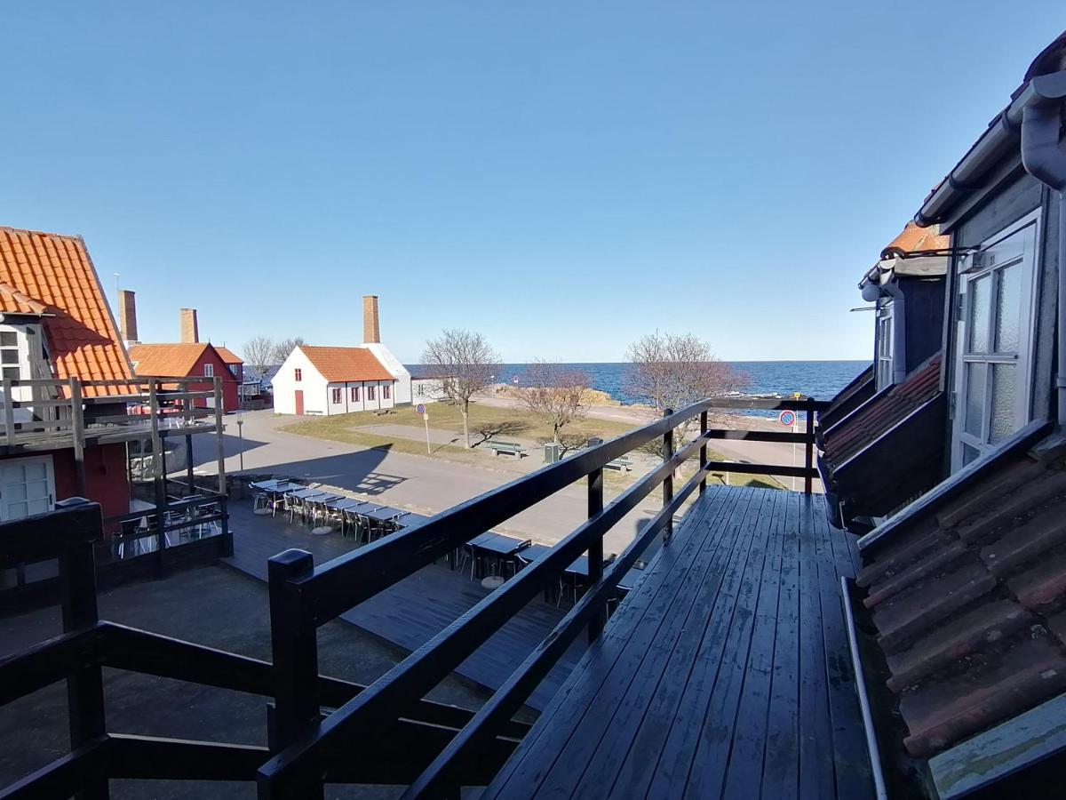Gudhjem Vandrerhjem / Gudhjem Hostel Eksteriør bilde