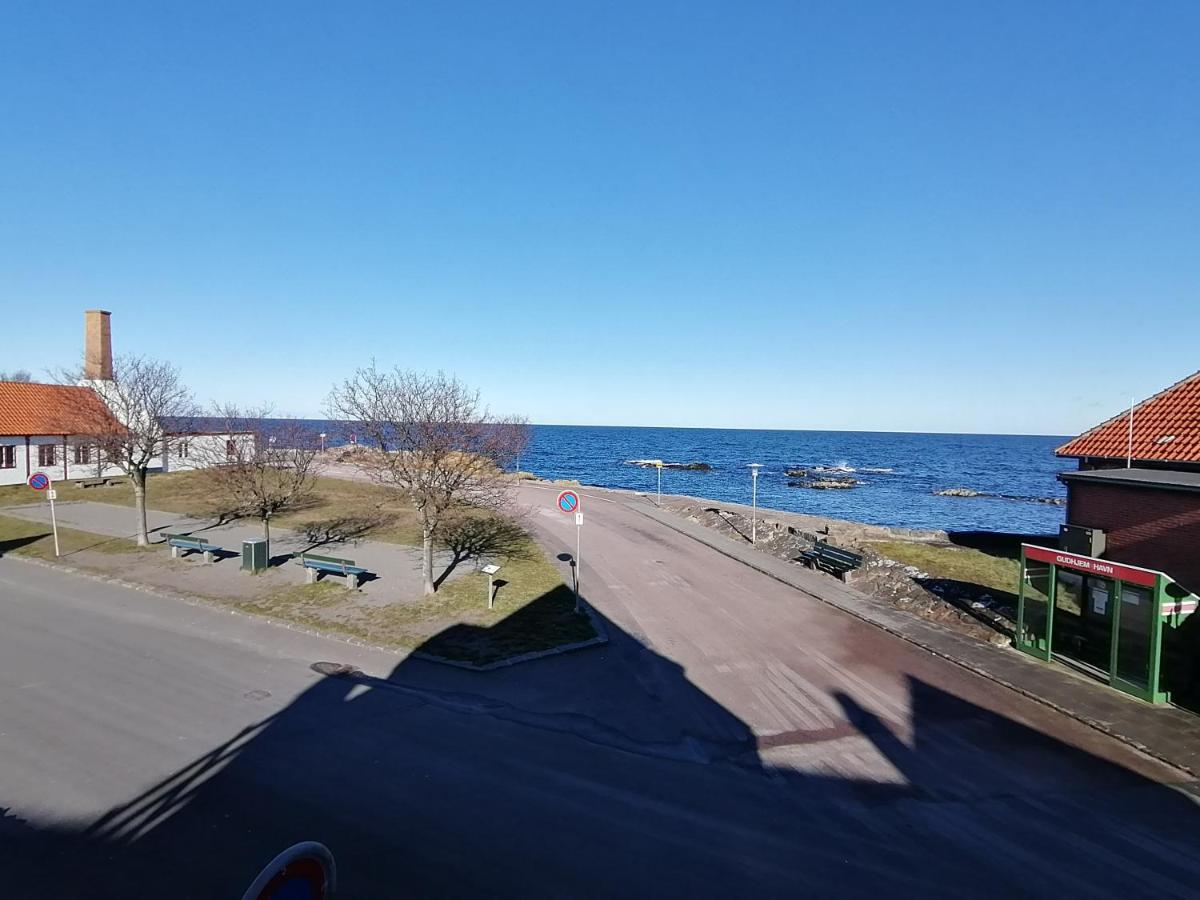 Gudhjem Vandrerhjem / Gudhjem Hostel Eksteriør bilde