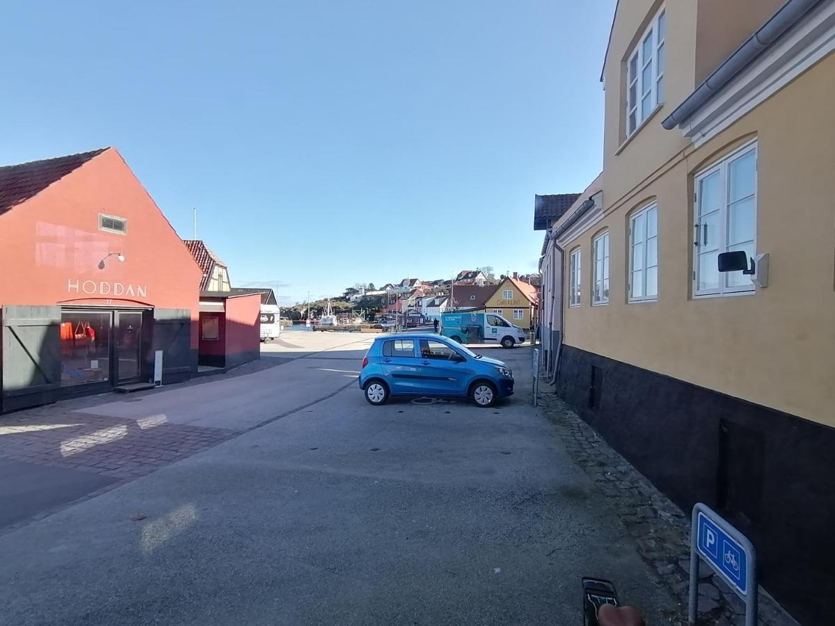 Gudhjem Vandrerhjem / Gudhjem Hostel Eksteriør bilde
