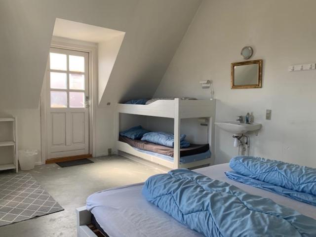 Gudhjem Vandrerhjem / Gudhjem Hostel Eksteriør bilde